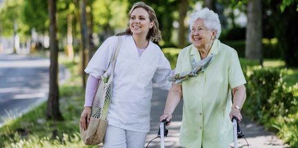 Activité de loisir accompagné aide à domicile